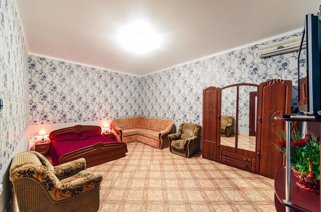Apartment On Derybasivska 19 Oldenburg Bagian luar foto
